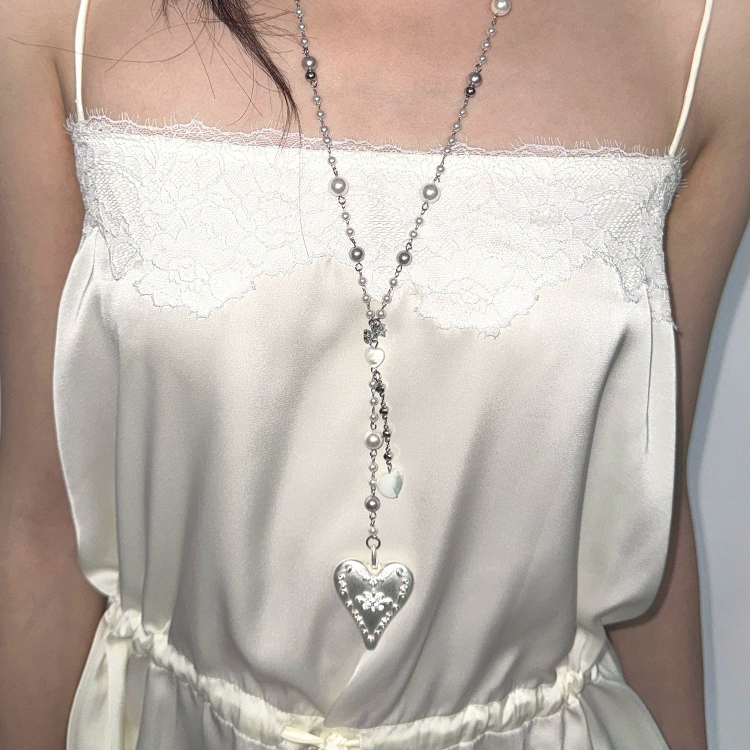 Butterfly Pearl Pendant Neckla - Butterfly Clasp Deployant review and price