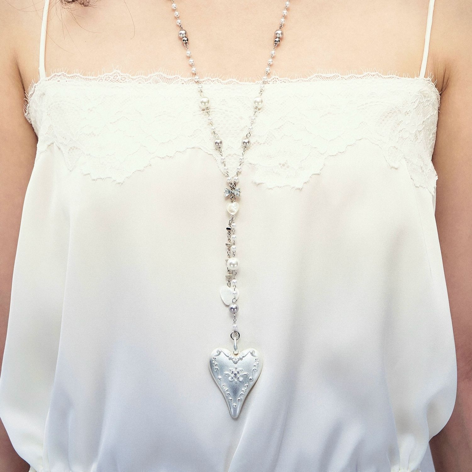 Butterfly Pearl Pendant Neckla - Butterfly Clasp Deployant review and price